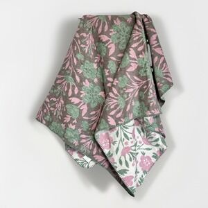 DOCOFIL PORTUGAL Pink Green Blooming Everyday FLORAL COTTON Blend THROW BLANKET